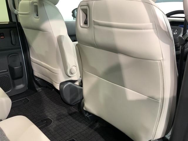 フリード エアー EX ホンダセンシング 新車保証継承 禁煙 当社デモカー ナビ BTオーディオ Rカメラ TV アルミ LEDヘッド シートヒ-タ- クルコン 両側電動スライドドア 障害物センサー スマートキー ETC(30枚目)