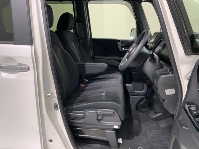 N-BOXカスタム L ホンダセンシング 最長5年保証 ナビ Rカメラ CD DVD BTオーディオ TV サイド+カーテンエアバック アルミ LEDヘッド シートヒーター クルコン 左側電動スライドドア ワンオーナー 禁煙(17枚目)