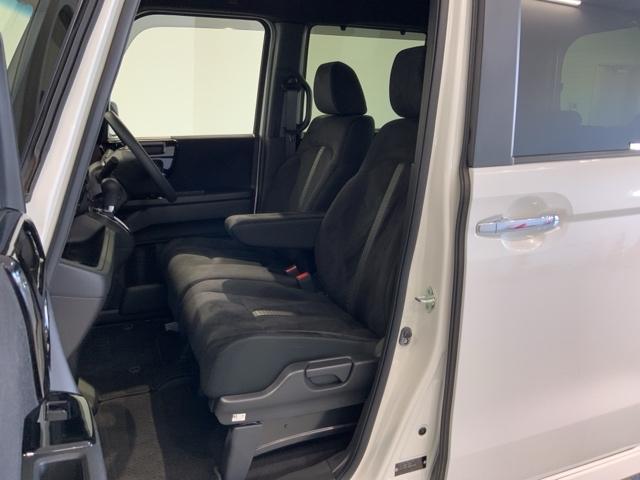 N-BOXカスタム L ホンダセンシング 最長5年保証 ナビ Rカメラ CD DVD BTオーディオ TV サイド+カーテンエアバック アルミ LEDヘッド シートヒーター クルコン 左側電動スライドドア ワンオーナー 禁煙(30枚目)