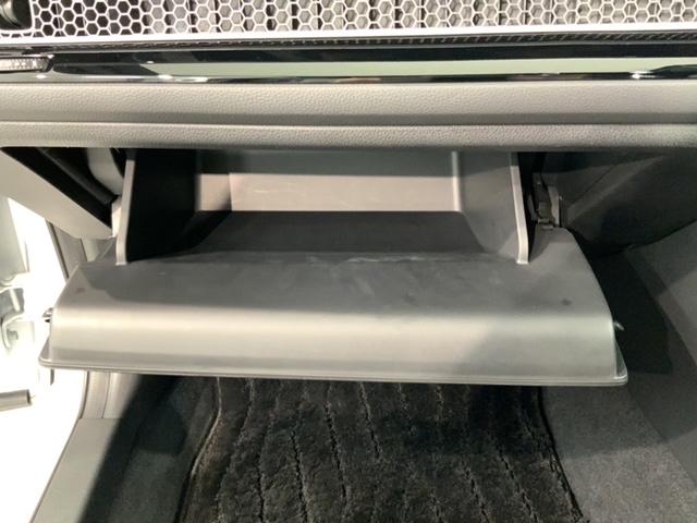 シビック e:HEV EX ホンダセンシング 最長5年保証 ナビ Rカメラ BTオーディオ TV アルミ サンルーフ シートヒーター パワーシート クルコン 障害物センサー サイド+カーテンエアバック スマートキー ETC(26枚目)