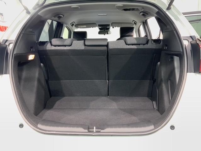 フィット e:HEVホームブラックスタイル H SENSING 新車保証 試乗車 ワンオ-ナ- ナビVXU-245FTi TV Rカメラ CD録音 BTオ-ディオ DVD ETC LEDライト VSA クルコン アルミ スマ-トキ- スペアキ-(37枚目)