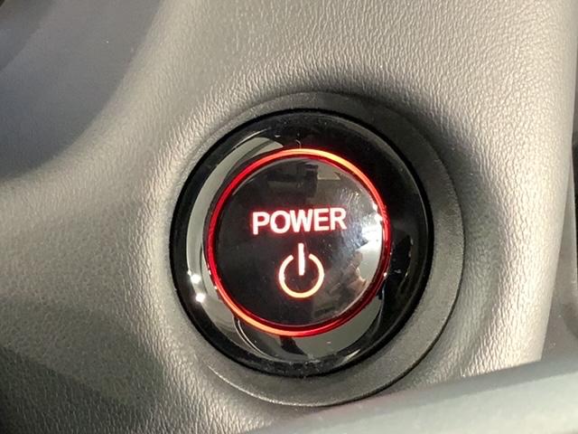 フィット e:HEVホーム ホンダセンシング 新車保証継承 禁煙 当社デモカー ナビ Rカメラ CD DVD BTオーディオ TV サイド+カーテンエアバック LEDヘッド クルコン 障害物センサー スマートキー ETC(14枚目)