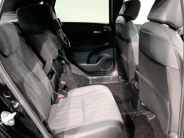 フィット e:HEVホーム ホンダセンシング 新車保証継承 禁煙 当社デモカー ナビ Rカメラ CD DVD BTオーディオ TV サイド+カーテンエアバック LEDヘッド クルコン 障害物センサー スマートキー ETC(35枚目)