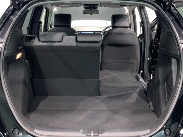 フィット e:HEVホーム ホンダセンシング 新車保証継承 禁煙 当社デモカー ナビ Rカメラ CD DVD BTオーディオ TV サイド+カーテンエアバック LEDヘッド クルコン 障害物センサー スマートキー ETC(37枚目)