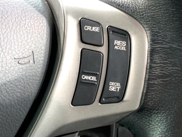 フリードハイブリッド ジャストセレクション 最長2年保証 ナビ Rカメラ CD DVD BTオーディオ TV 音楽録音 アルミ HID クルコン ドラレコ 横滑り防止装置 ワンオーナー 禁煙 両側電動スライドドア スマートキー イモビライザー(9枚目)