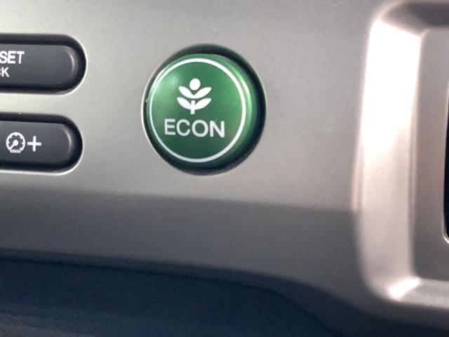 フリードハイブリッド ジャストセレクション 最長2年保証 ナビ Rカメラ CD DVD BTオーディオ TV 音楽録音 アルミ HID クルコン ドラレコ 横滑り防止装置 ワンオーナー 禁煙 両側電動スライドドア スマートキー イモビライザー(13枚目)