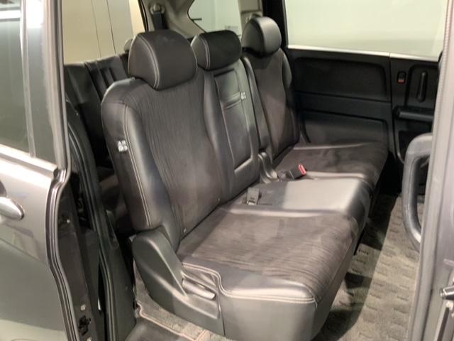 フリードハイブリッド ジャストセレクション 最長2年保証 ナビ Rカメラ CD DVD BTオーディオ TV 音楽録音 アルミ HID クルコン ドラレコ 横滑り防止装置 ワンオーナー 禁煙 両側電動スライドドア スマートキー イモビライザー(18枚目)