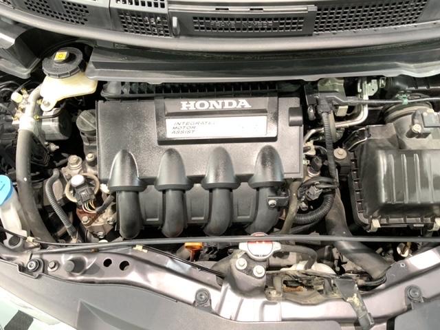 フリードハイブリッド ジャストセレクション 最長2年保証 ナビ Rカメラ CD DVD BTオーディオ TV 音楽録音 アルミ HID クルコン ドラレコ 横滑り防止装置 ワンオーナー 禁煙 両側電動スライドドア スマートキー イモビライザー(44枚目)