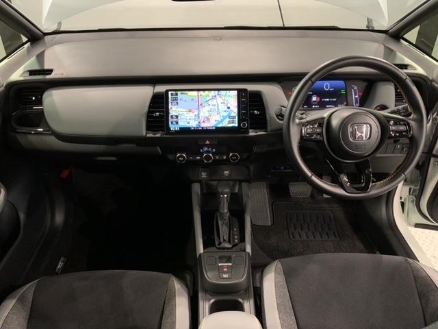 フィット e:HEV RS ホンダセンシング 新車保証継承 禁煙 当社デモカー ナビ Rカメラ CD DVD BTオーディオ 音楽録音 TV アルミ LEDヘッド クルコン 横滑り防止装置障害物センサー スマートキー ETC(9枚目)