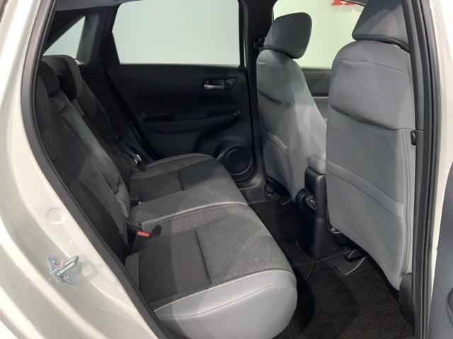 フィット e:HEV RS ホンダセンシング 新車保証継承 禁煙 当社デモカー ナビ Rカメラ CD DVD BTオーディオ 音楽録音 TV アルミ LEDヘッド クルコン 横滑り防止装置障害物センサー スマートキー ETC(18枚目)