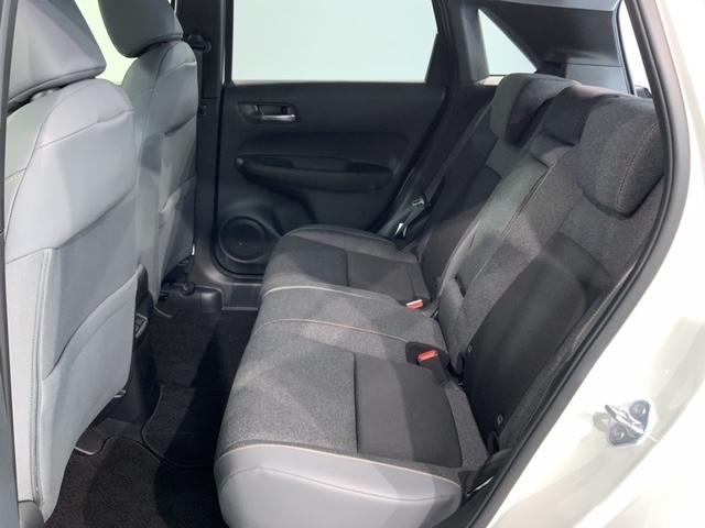 フィット e:HEV RS ホンダセンシング 新車保証継承 禁煙 当社デモカー ナビ Rカメラ CD DVD BTオーディオ 音楽録音 TV アルミ LEDヘッド クルコン 横滑り防止装置障害物センサー スマートキー ETC(33枚目)