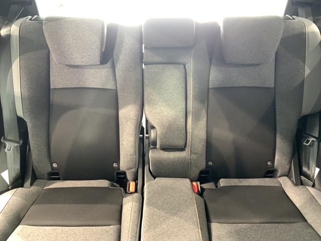 フィット e:HEV RS ホンダセンシング 新車保証継承 禁煙 当社デモカー ナビ Rカメラ CD DVD BTオーディオ 音楽録音 TV アルミ LEDヘッド クルコン 横滑り防止装置障害物センサー スマートキー ETC(34枚目)