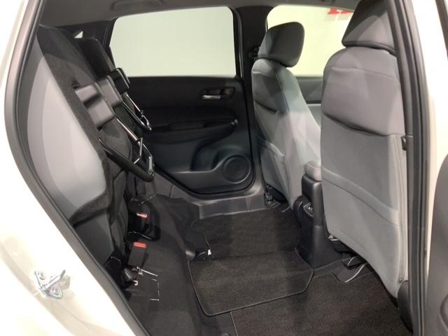 フィット e:HEV RS ホンダセンシング 新車保証継承 禁煙 当社デモカー ナビ Rカメラ CD DVD BTオーディオ 音楽録音 TV アルミ LEDヘッド クルコン 横滑り防止装置障害物センサー スマートキー ETC(36枚目)