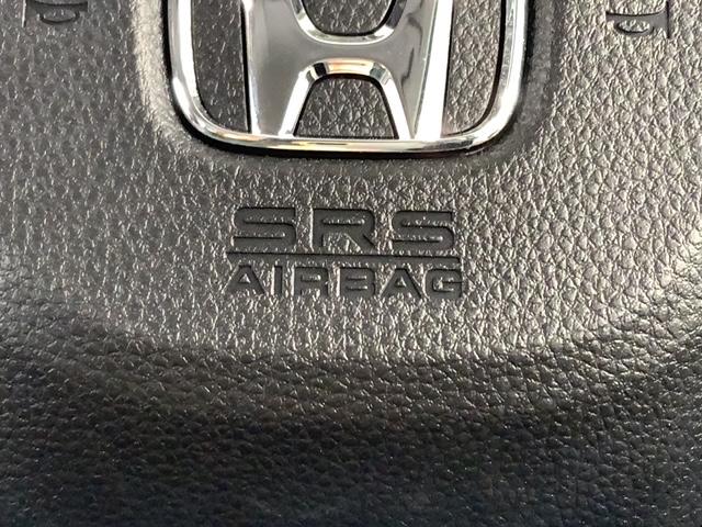 フリード クロスター ホンダセンシング 新車保証継承 禁煙 当社デモカー ナビ BTオーディオ TV サイド+カーテンエアバック アルミ LEDヘッド フォグ シートヒーター クルコン 障害物センサー 両側電動スライドドア(22枚目)