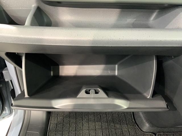 フリード クロスター ホンダセンシング 新車保証継承 禁煙 当社デモカー ナビ BTオーディオ TV サイド+カーテンエアバック アルミ LEDヘッド フォグ シートヒーター クルコン 障害物センサー 両側電動スライドドア(28枚目)