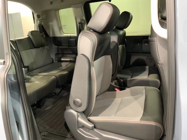 フリード クロスター ホンダセンシング 新車保証継承 禁煙 当社デモカー ナビ BTオーディオ TV サイド+カーテンエアバック アルミ LEDヘッド フォグ シートヒーター クルコン 障害物センサー 両側電動スライドドア(35枚目)