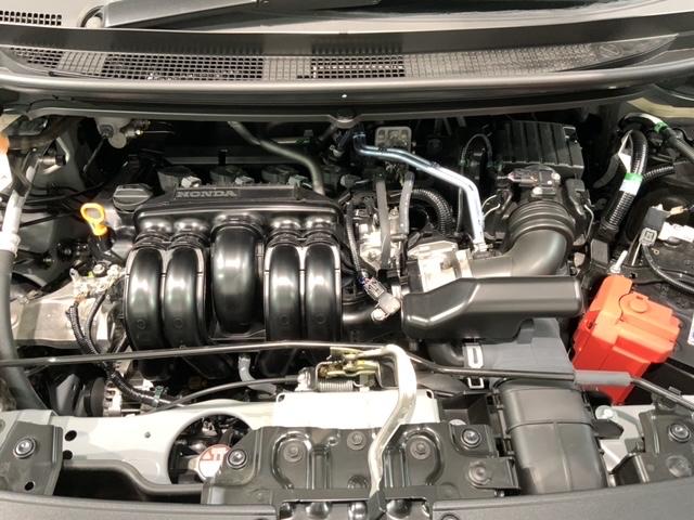 フリード クロスター ホンダセンシング 新車保証継承 禁煙 当社デモカー ナビ BTオーディオ TV サイド+カーテンエアバック アルミ LEDヘッド フォグ シートヒーター クルコン 障害物センサー 両側電動スライドドア(44枚目)