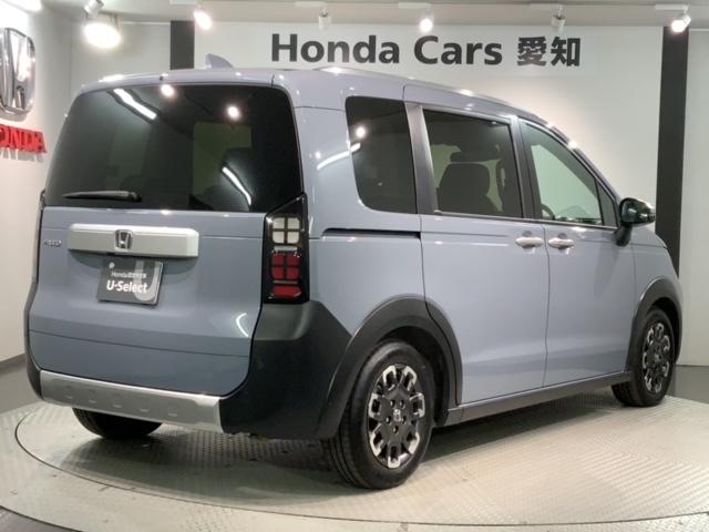 フリード クロスター ホンダセンシング 新車保証継承 禁煙 当社デモカー ナビ BTオーディオ TV サイド+カーテンエアバック アルミ LEDヘッド フォグ シートヒーター クルコン 障害物センサー 両側電動スライドドア(50枚目)