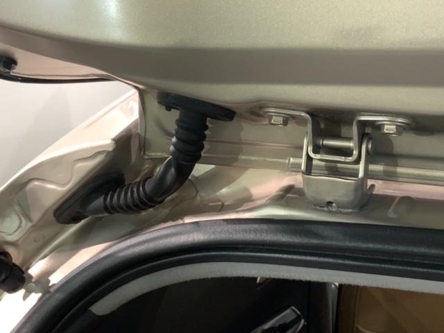 フィット e:HEVリュクス ホンダセンシング 最長5年保証 ナビ マルチビュカメラ BTオーディオ TV アルミ LEDヘッド シートヒーター クルコン ドラレコ ワンオーナー 禁煙 障害物センサー 横滑り防止装置 スマートキー(43枚目)