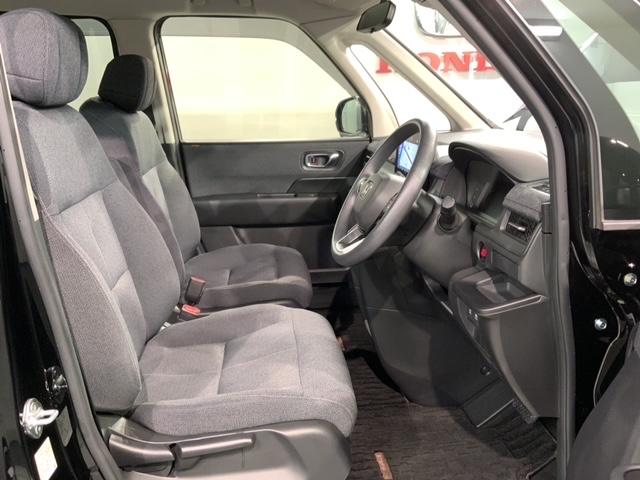 ステップワゴン エアー　ホンダセンシング　最長５年保証　ナビ　Ｒカメラ　ＣＤ　ＤＶＤ　ＢＴオーディオ　ＴＶ　サイド＋カーテンエアバック　アルミ　ＬＥＤヘッド　ワンオーナー　禁煙　両側電動スライドドア　横滑り防止装置　ＥＴＣ（17枚目）