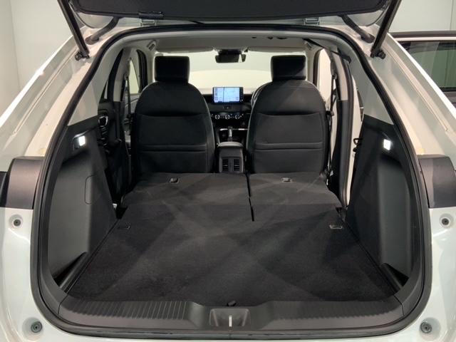 ヴェゼル ｅ：ＨＥＶ　Ｚ　ホンダセンシング　最長５年保証　ナビ　Ｒカメラ　ＣＤ　ＤＶＤ　ＢＴオーディオ　ＴＶ　音楽録音　アルミ　ＬＥＤヘッド　シートヒーター　パワーテールゲート　クルコン　横滑り防止装置　ワンオーナー　禁煙（19枚目）