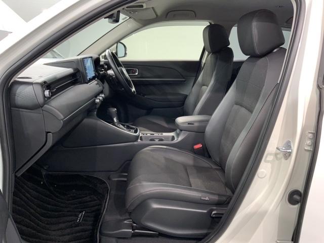 ヴェゼル ｅ：ＨＥＶ　Ｚ　ホンダセンシング　最長５年保証　ナビ　Ｒカメラ　ＣＤ　ＤＶＤ　ＢＴオーディオ　ＴＶ　音楽録音　アルミ　ＬＥＤヘッド　シートヒーター　パワーテールゲート　クルコン　横滑り防止装置　ワンオーナー　禁煙（30枚目）