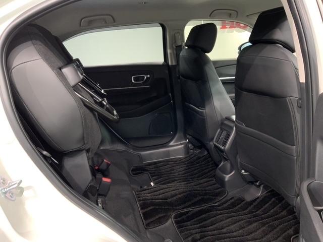 ヴェゼル ｅ：ＨＥＶ　Ｚ　ホンダセンシング　最長５年保証　ナビ　Ｒカメラ　ＣＤ　ＤＶＤ　ＢＴオーディオ　ＴＶ　音楽録音　アルミ　ＬＥＤヘッド　シートヒーター　パワーテールゲート　クルコン　横滑り防止装置　ワンオーナー　禁煙（34枚目）