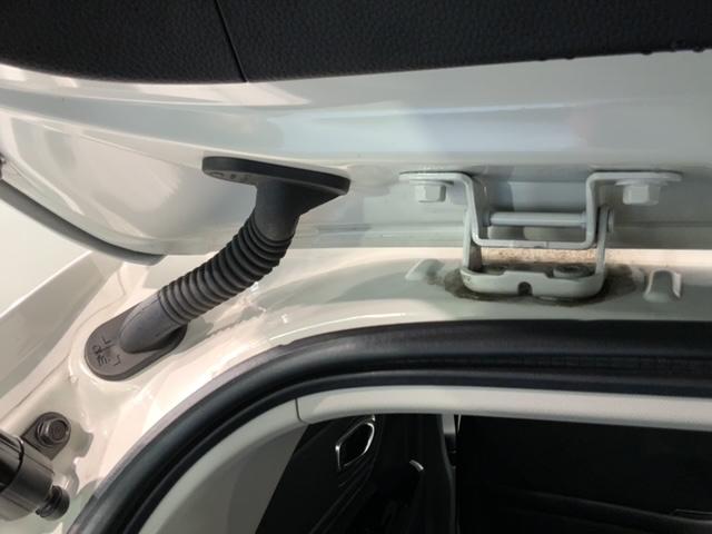 ヴェゼル ｅ：ＨＥＶ　Ｚ　ホンダセンシング　最長５年保証　ナビ　Ｒカメラ　ＣＤ　ＤＶＤ　ＢＴオーディオ　ＴＶ　音楽録音　アルミ　ＬＥＤヘッド　シートヒーター　パワーテールゲート　クルコン　横滑り防止装置　ワンオーナー　禁煙（43枚目）