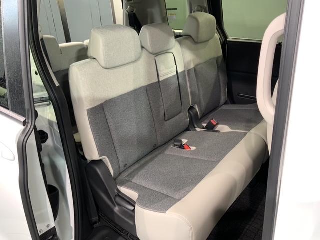 フリード エアー EX ホンダセンシング 新車保証継承 禁煙 当社デモカー ナビ Rカメラ BTオーディオ TV サイド+カーテンエアバック アルミ LEDヘッド シートヒーター クルコン 障害物センサー 両側電動ドア(18枚目)