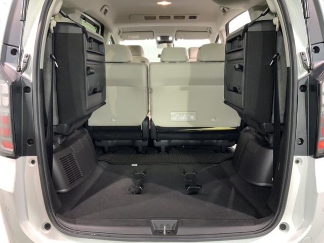 フリード エアー EX ホンダセンシング 新車保証継承 禁煙 当社デモカー ナビ Rカメラ BTオーディオ TV サイド+カーテンエアバック アルミ LEDヘッド シートヒーター クルコン 障害物センサー 両側電動ドア(19枚目)