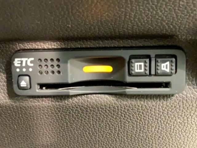 フリード＋ Ｇ・ホンダセンシング　最長５年保証　ナビ　Ｒカメラ　ＣＤ　ＤＶＤ　ＢＴオーディオ　ＴＶ　音楽録音　ＬＥＤヘッド　シートヒ－タ－　クルコン　横滑り防止装置　ワンオーナー　禁煙　両側電動スライドドア　ＥＴＣ　スマートキー（12枚目）