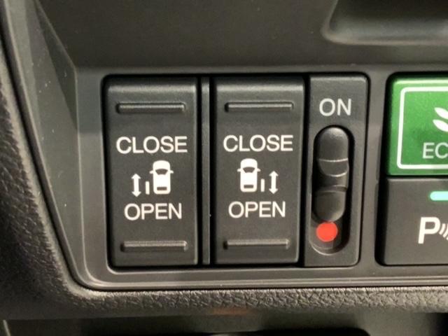 オデッセイハイブリッド ハイブリッドアブソルート・ＥＸホンダセンシング　最長５年保証　ナビ　Ｒ席モニター　マルチビュカメラ　ＣＤ　ＤＶＤ　ＢＴオーディオ　音楽録音　ＴＶ　アルミ　ＬＥＤヘッド　シートヒ－タ－　パワーシート　ワンオーナー　禁煙　障害物センサー　両側電動ドア（14枚目）