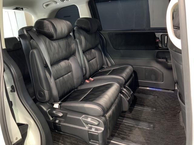 オデッセイハイブリッド ハイブリッドアブソルート・ＥＸホンダセンシング　最長５年保証　ナビ　Ｒ席モニター　マルチビュカメラ　ＣＤ　ＤＶＤ　ＢＴオーディオ　音楽録音　ＴＶ　アルミ　ＬＥＤヘッド　シートヒ－タ－　パワーシート　ワンオーナー　禁煙　障害物センサー　両側電動ドア（17枚目）