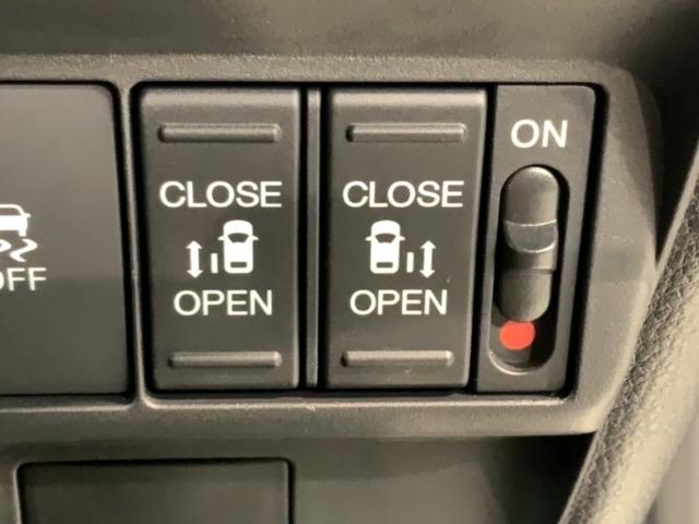 フリード エアー　ＥＸ　ホンダセンシング　新車保証継承　禁煙　当社デモカー　ナビ　Ｒカメラ　ＢＴオーディオ　サイド＋カーテンエアバック　アルミ　ＬＥＤヘッド　シートヒ－タ－　クルコン　スマートキー　障害物センサー　ＥＴＣ（11枚目）