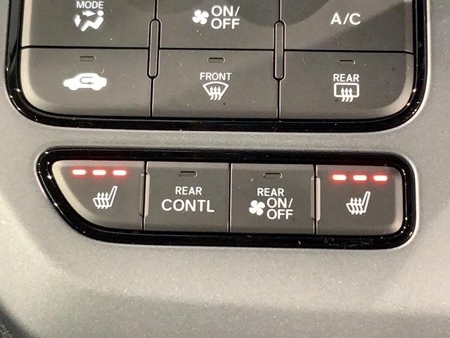 フリード エアー　ＥＸ　ホンダセンシング　新車保証継承　禁煙　当社デモカー　ナビ　Ｒカメラ　ＢＴオーディオ　サイド＋カーテンエアバック　アルミ　ＬＥＤヘッド　シートヒ－タ－　クルコン　スマートキー　障害物センサー　ＥＴＣ（13枚目）