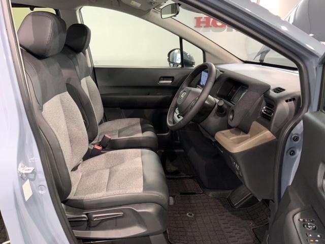 フリード エアー　ＥＸ　ホンダセンシング　新車保証継承　禁煙　当社デモカー　ナビ　Ｒカメラ　ＢＴオーディオ　サイド＋カーテンエアバック　アルミ　ＬＥＤヘッド　シートヒ－タ－　クルコン　スマートキー　障害物センサー　ＥＴＣ（17枚目）