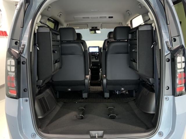 フリード エアー　ＥＸ　ホンダセンシング　新車保証継承　禁煙　当社デモカー　ナビ　Ｒカメラ　ＢＴオーディオ　サイド＋カーテンエアバック　アルミ　ＬＥＤヘッド　シートヒ－タ－　クルコン　スマートキー　障害物センサー　ＥＴＣ（19枚目）