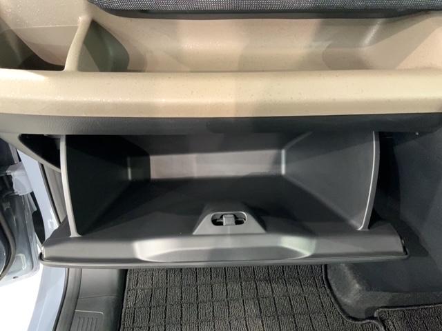 フリード エアー　ＥＸ　ホンダセンシング　新車保証継承　禁煙　当社デモカー　ナビ　Ｒカメラ　ＢＴオーディオ　サイド＋カーテンエアバック　アルミ　ＬＥＤヘッド　シートヒ－タ－　クルコン　スマートキー　障害物センサー　ＥＴＣ（30枚目）