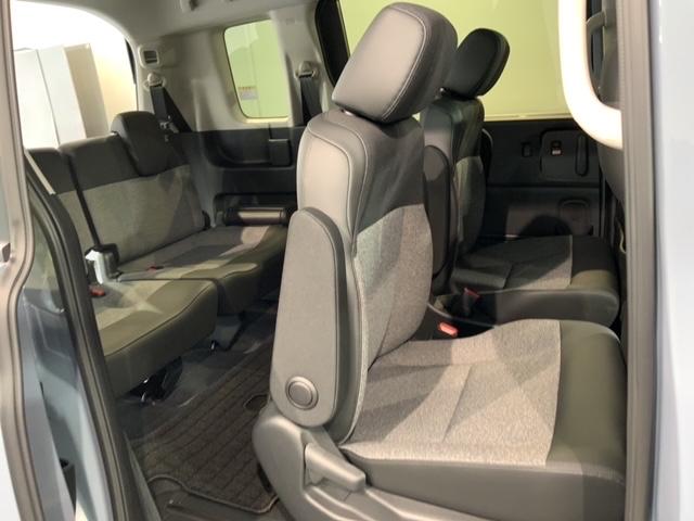 フリード エアー　ＥＸ　ホンダセンシング　新車保証継承　禁煙　当社デモカー　ナビ　Ｒカメラ　ＢＴオーディオ　サイド＋カーテンエアバック　アルミ　ＬＥＤヘッド　シートヒ－タ－　クルコン　スマートキー　障害物センサー　ＥＴＣ（35枚目）