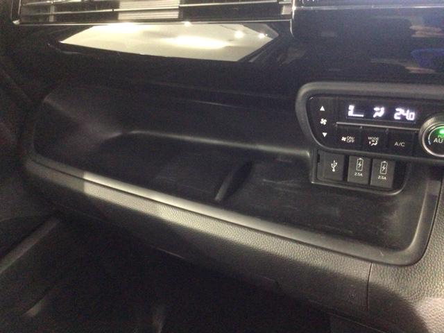 N-BOXカスタム L ホンダセンシング 最長5年保証 ナビ Rカメラ CD DVD BTオーディオ 音楽録音 TV アルミ LEDヘッド シートヒーター クルコン ドラレコ ワンオーナー 禁煙 障害物センサー 両側電動ドア(28枚目)