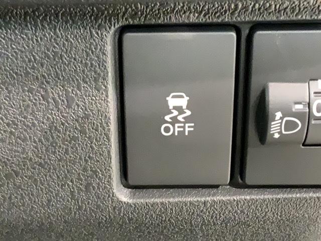 Ｎ－ＢＯＸカスタム コーディネートスタイル　ホンダセンシング　ナビ　Ｒカメラ　ＣＤ　ＤＶＤ　ＢＴオーディオ　音楽録音　ＴＶ　アルミ　ＬＥＤヘッド　フォグ　シートヒーター　クルコン　横滑り防止装置　障害物センサー　両側電動スライドドア　ＥＴＣ（15枚目）