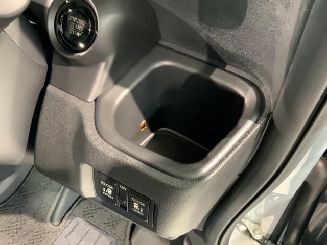 Ｎ－ＢＯＸカスタム コーディネートスタイル　ホンダセンシング　ナビ　Ｒカメラ　ＣＤ　ＤＶＤ　ＢＴオーディオ　音楽録音　ＴＶ　アルミ　ＬＥＤヘッド　フォグ　シートヒーター　クルコン　横滑り防止装置　障害物センサー　両側電動スライドドア　ＥＴＣ（26枚目）