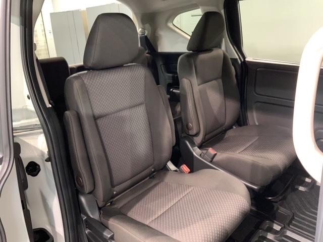 フリード Ｇ・ホンダセンシング　最長５年保証　ナビ　Ｒ席モニター　Ｒカメラ　ＣＤ　ＤＶＤ　ＢＴオーディオ　音楽録音　ＴＶ　ＬＥＤヘッド　シートヒ－タ－　クルコン　ドラレコ　ワンオーナー　禁煙　両側電動スライドドア　スマートキー（18枚目）