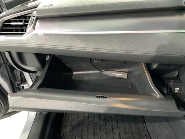 シビック セダン　ホンダセンシング　最長５年保証　ナビ　Ｒカメラ　ＣＤ　ＤＶＤ　ＢＴオーディオ　音楽録音　ＴＶ　アルミ　ＬＥＤヘッド　フォグ　シートヒーター　パワーシート　ワンオーナー　スマートキー　イモビライザー（28枚目）