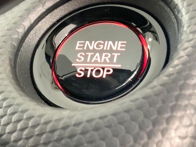 フィット ベーシック　ホンダセンシングレス　リースアップ車両　最長５年保証　ＣＤチューナー　ＡＢＳ　両席エアバック　サイド＋カーテンエアバック　オートライト　スマートキー　イモビライザー　横滑り防止装置　エアコン（9枚目）