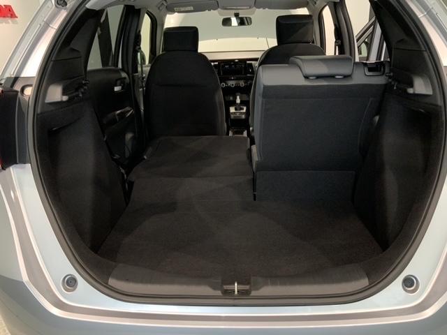 フィット ベーシック　ホンダセンシングレス　リースアップ車両　最長５年保証　ＣＤチューナー　ＡＢＳ　両席エアバック　サイド＋カーテンエアバック　オートライト　スマートキー　イモビライザー　横滑り防止装置　エアコン（40枚目）