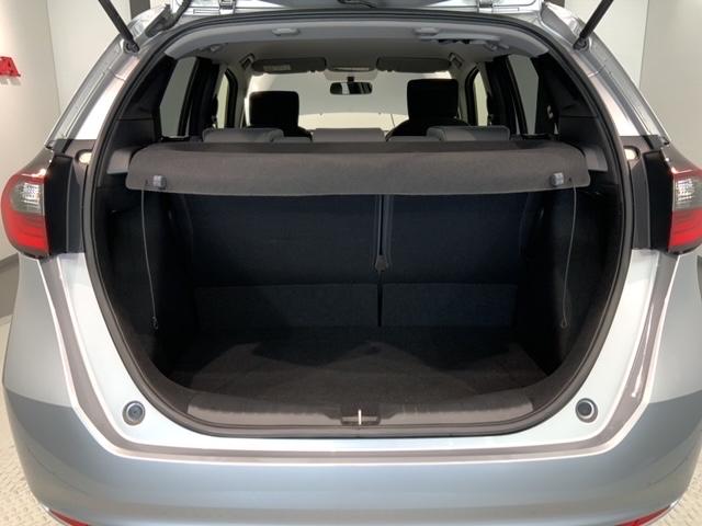 フィット ベーシック　ホンダセンシングレス　リースアップ車両　最長５年保証　ＣＤチューナー　ＡＢＳ　両席エアバック　サイド＋カーテンエアバック　オートライト　スマートキー　イモビライザー　横滑り防止装置　エアコン（41枚目）