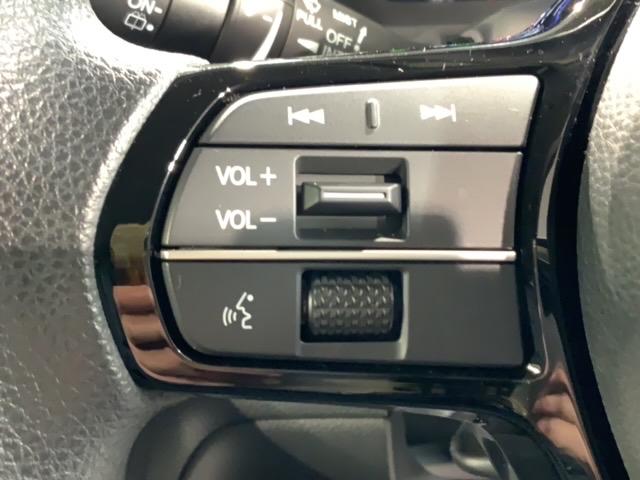 ステップワゴン e:HEVエアー ホンダセンシング ナビ Rカメラ CD DVD BTオーディオ 音楽録音 TV サイド+カーテンエアバック アルミ LEDヘッド クルコン ワンオーナー 禁煙 障害物センサー 両側電動スライドドア(10枚目)