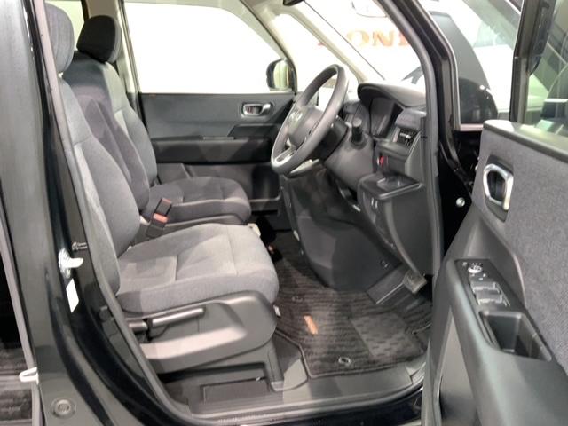 ステップワゴン e:HEVエアー ホンダセンシング ナビ Rカメラ CD DVD BTオーディオ 音楽録音 TV サイド+カーテンエアバック アルミ LEDヘッド クルコン ワンオーナー 禁煙 障害物センサー 両側電動スライドドア(17枚目)