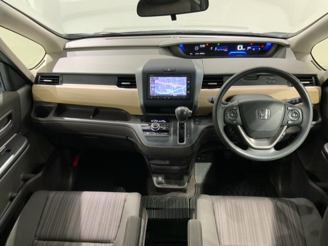 フリード Ｇ・ホンダセンシング　最長５年保証　ナビ　ＣＤ　ＢＴオーディオ　ＡＢＳ　両席エアバック　クルコンスマートキー　イモビライザー　両側電動スライドドア　横滑り防止装置　ワンオーナー　禁煙　ＥＴＣ　衝突軽減ブレーキ（8枚目）